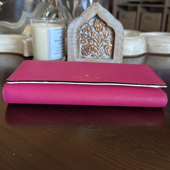 NWOT Kate Spade Cedar Street Carmilla Bright Pink Saffiano Leather Wallet - Picture 5 of 10